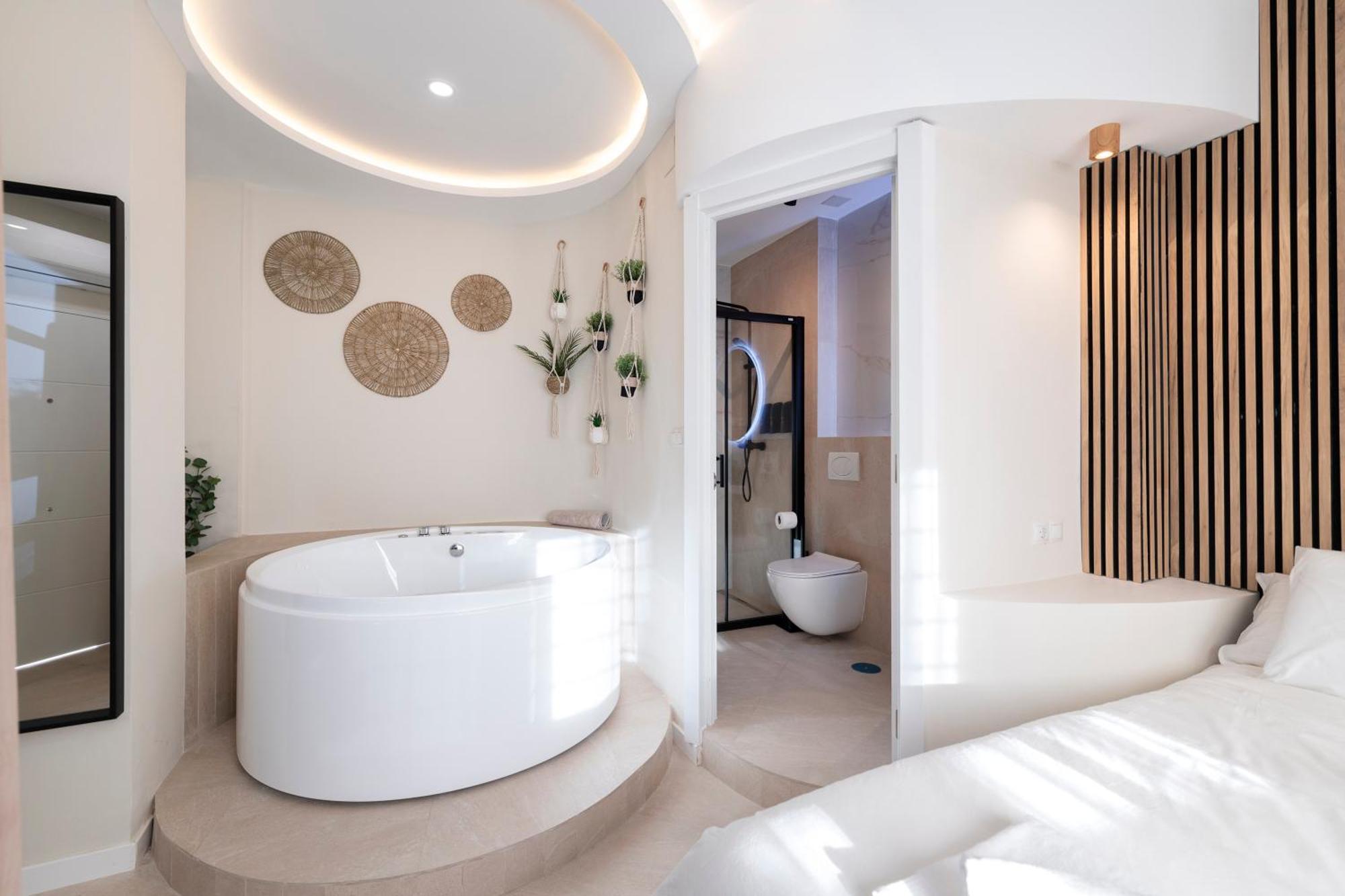 Malaga Boutique V.V Luxury Jacuzzy Διαμέρισμα Εξωτερικό φωτογραφία