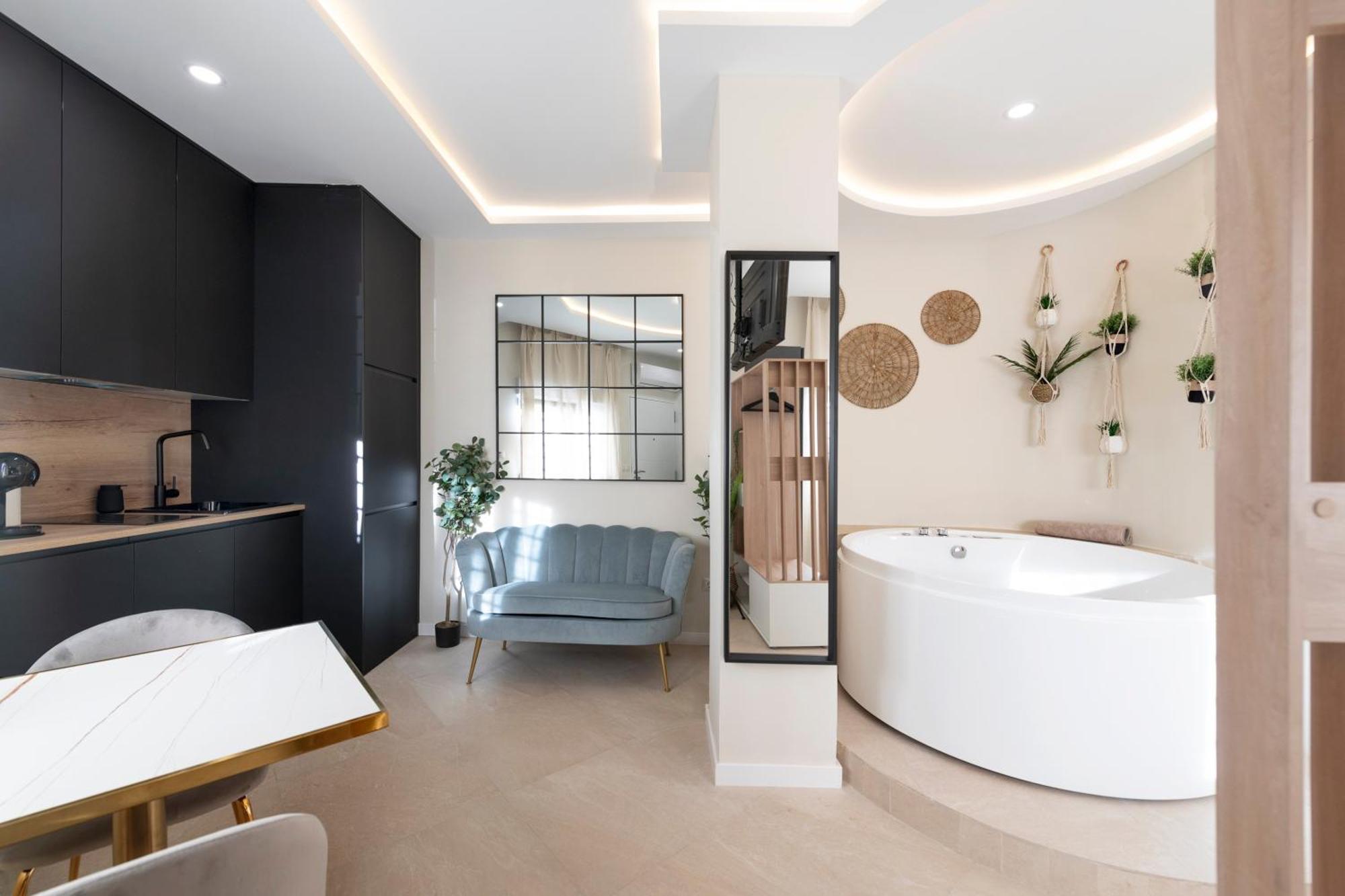 Malaga Boutique V.V Luxury Jacuzzy Διαμέρισμα Εξωτερικό φωτογραφία